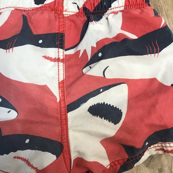 Mini Boden swim trunks sz 1.5-2 years 18 months 24 months - Picture 6 of 8